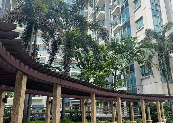 Chic Unit With Balcony - Free Wifi & Netflix Across Naia Terminal 3 Airport 公寓 *