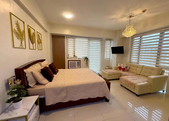 Chic Unit With Balcony - Free Wifi & Netflix Across Naia Terminal 3 Airport * 马尼拉